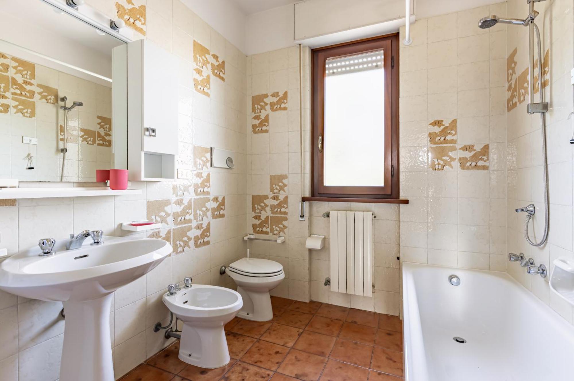 Comfy Apartment With Private Parking Near The Beach! Βιαρέτζιο Εξωτερικό φωτογραφία